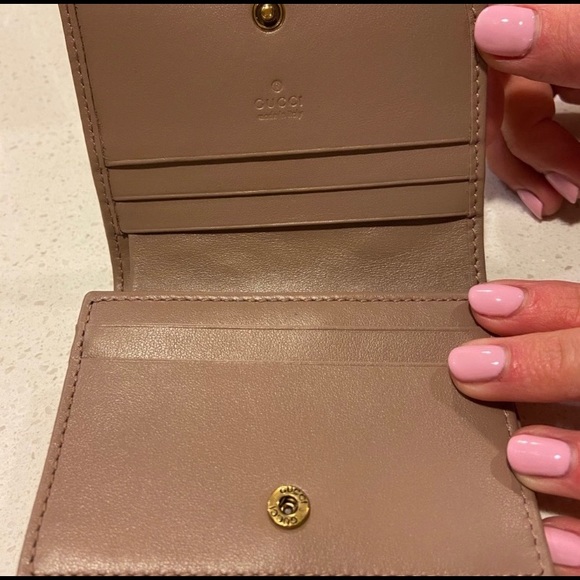 SOLD!!! GG Marmont Quilted Leather Flap Card Case - Picture 3 of 6